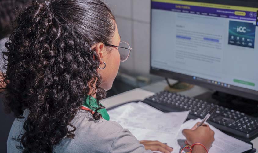 Escolas Conectadas chega a 70% das escolas em RO