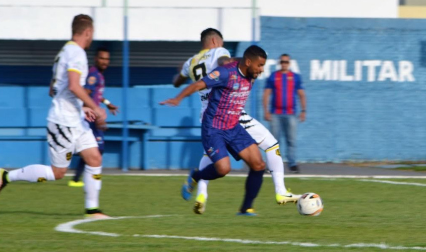 Em jogo de cinco gols, Barcelona vence o Vilhenense no Portal e assume a liderança do Estadual