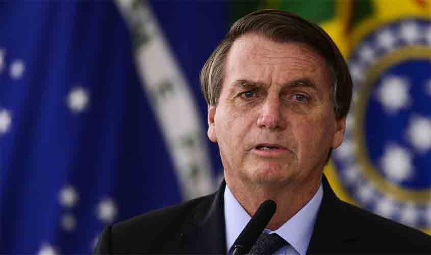 Programa de redução de jornada e salário será renovado, diz Bolsonaro