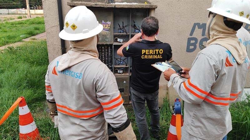 Justiça de Rondônia condena duas pessoas por furto de energia