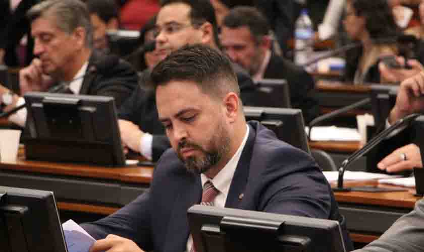 Léo Moraes tem pedido de urgência atendido e votação do piso nacional será no dia 4 de maio