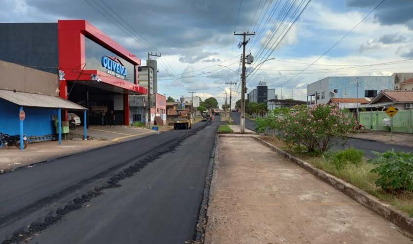 Obras de infraestrutura dos Projetos 'Tchau Poeira' e 'Governo na Cidade' avançam no município
