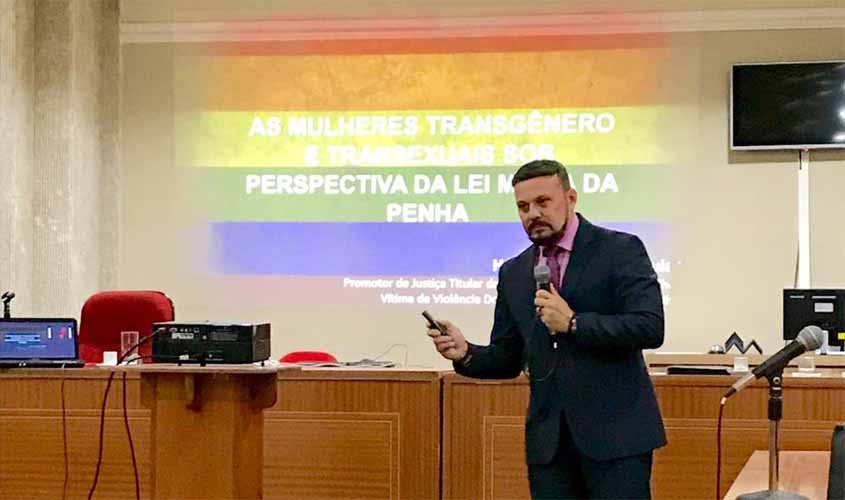 As mulheres transgêneros e transexuais sob perspectiva da Lei Maria da Penha é tema de palestra em seminário LGBTI