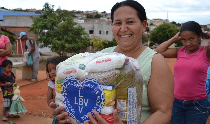 Com a ajuda da população, LBV realiza entrega de cestas de alimentos a famílias em vulnerabilidade