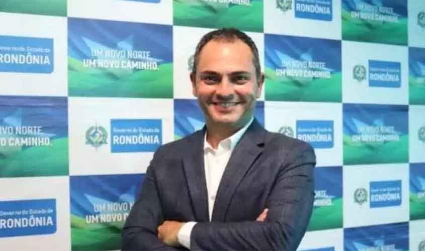 Vice entra com mandado de segurança contra ALE e o governador