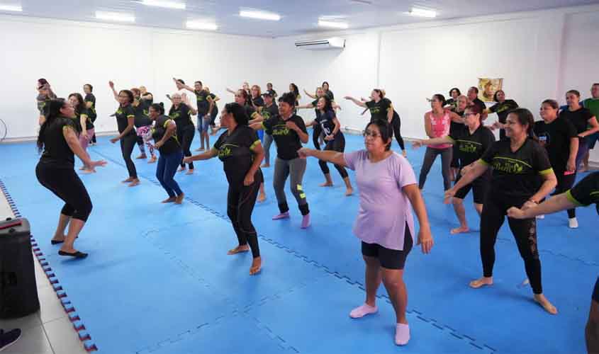 Exercícios físicos ministrados por profissionais qualificados são opções para melhorar a saúde e promover o bem-estar