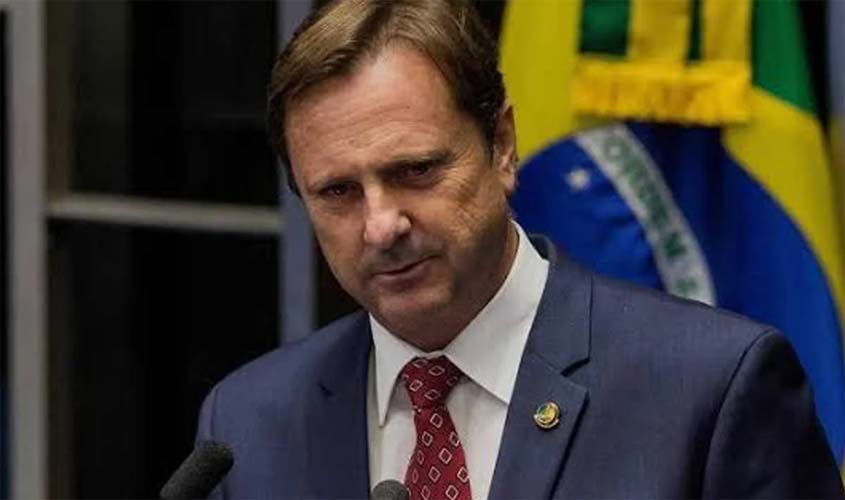 STF volta a negar revisão criminal de Acir Gurgacz