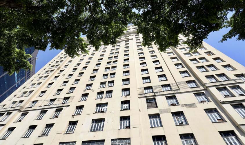 Edifício A Noite, no RJ, é vendido e será transformado em residencial