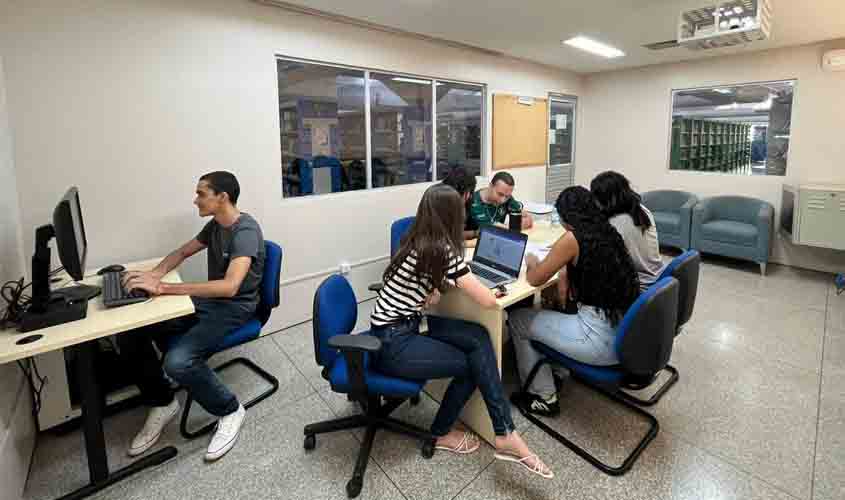 Revitalizado Espaço Coworking da Biblioteca Central