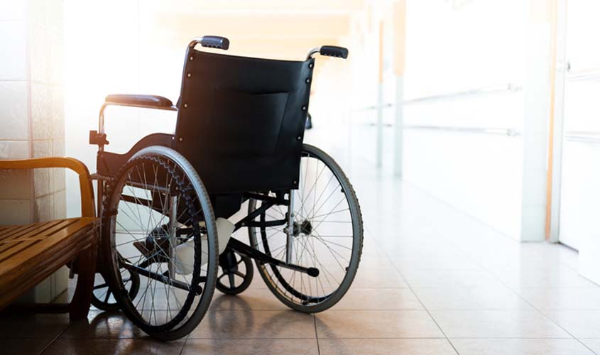 Mãe de balconista amputada pode pedir reparação