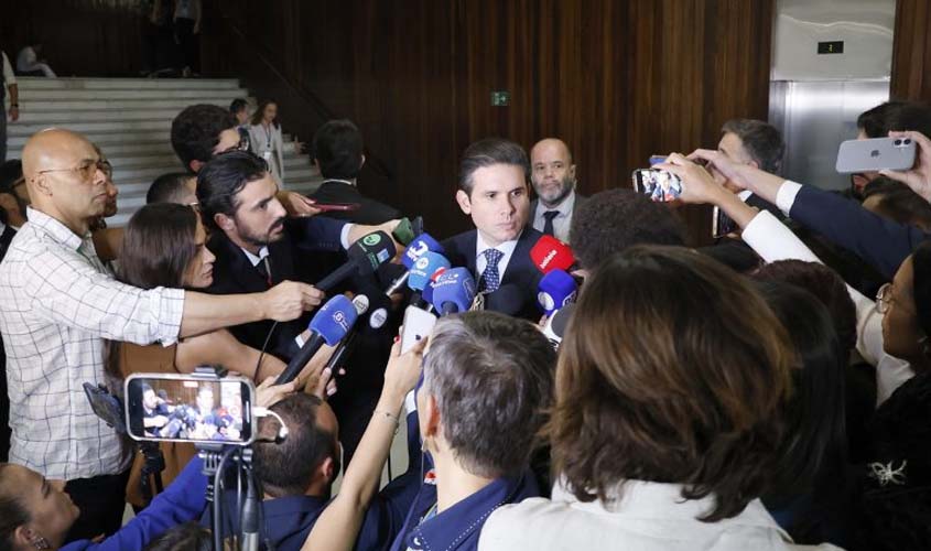 Motta aguarda relator antes de decidir sobre pauta da anistia