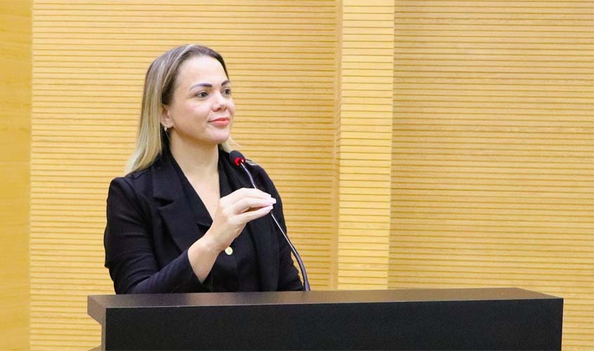 Cláudia de Jesus propõe telemedicina para populações tradicionais