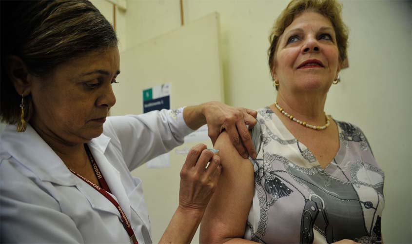 Anvisa define composição de vacinas contra influenza para 2023