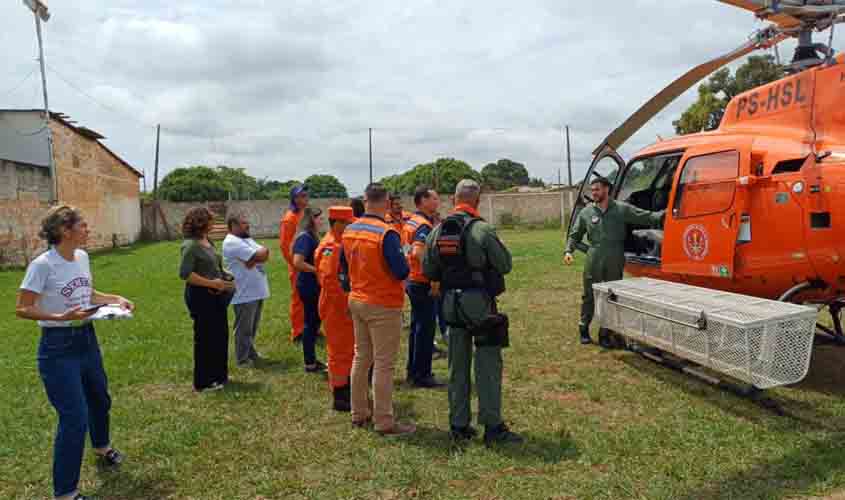 Governo de RO reforça operações de combate a incêndios e ajuda humanitária através de aeronaves de asa rotativa