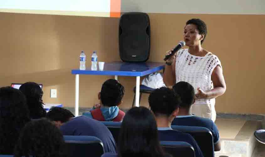 MP/RO acompanha Juíza do STF em palestra em escola cívico-militar de Porto Velho