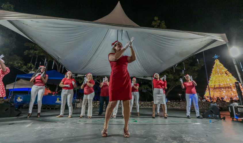 Coral de Libras marca encerramento da programação cultural do Natal Porto Luz