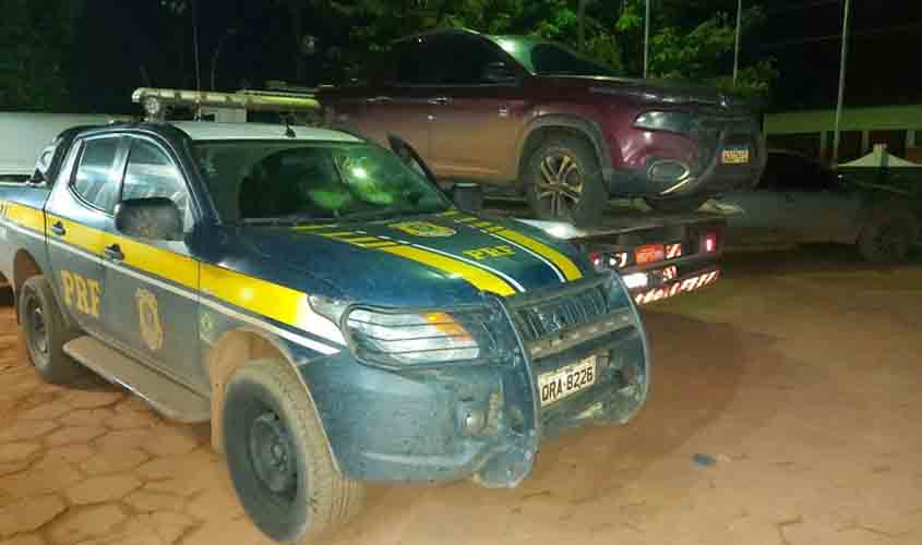 Em Guajará-Mirim/RO, PRF recupera veículo roubado poucas horas após o crime