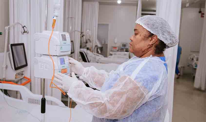 Mais enfermeiros e técnicos em enfermagem são convocados
