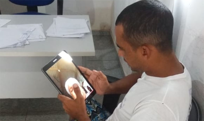 Comarca de Pimenta Bueno promove videochamadas entre presos e familiares