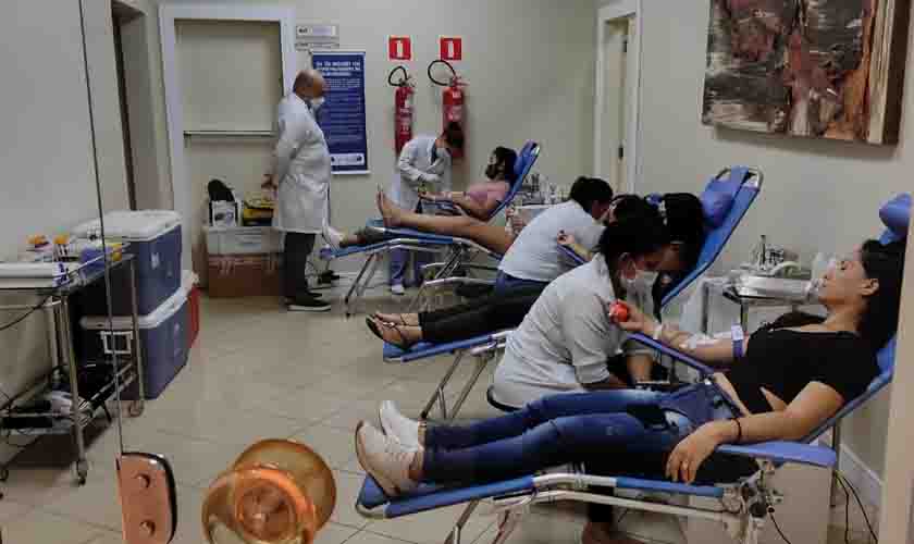 Mais de 60 pessoas doam sangue em ação realizada pela Comissão da Jovem Advocacia na OAB/RO