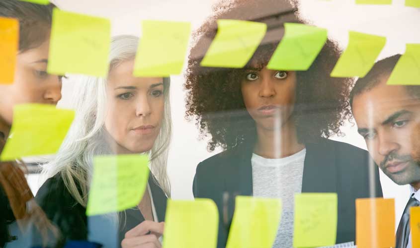 Quais os maiores desafios de RH nas empresas atualmente? Estudo Recarrega RH explica