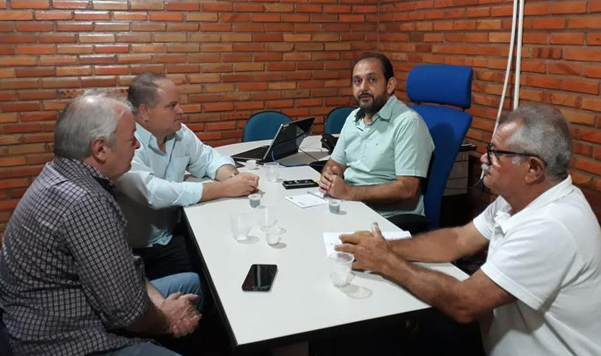 Laerte Gomes se reúne com novo secretário regional de Ji-Paraná, Nilton César Rios