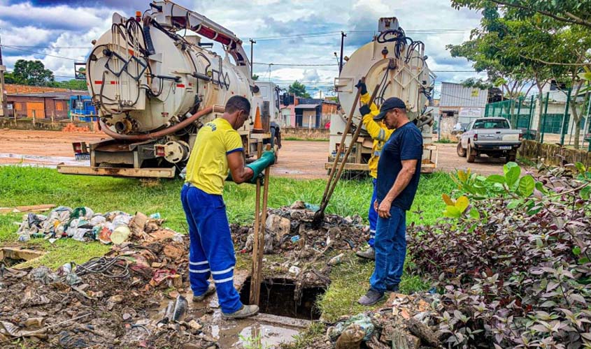 Prefeitura de Porto Velho segue com trabalhos de desobstrução do sistema de drenagem