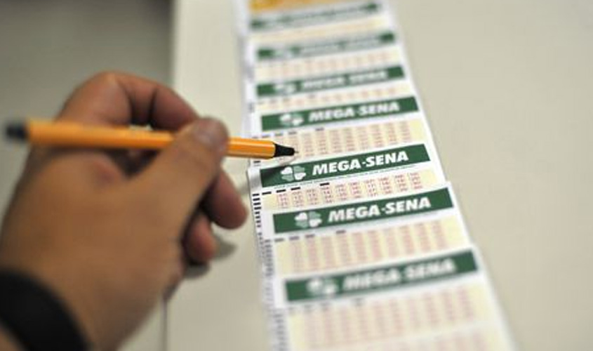 Mega-Sena acumula e pode pagar R$ 48 milhões