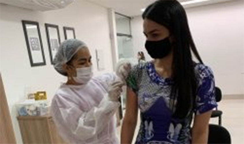 Terceira etapa da campanha de vacinação contra o vírus H1N1 é realizada no Espaço CAARO