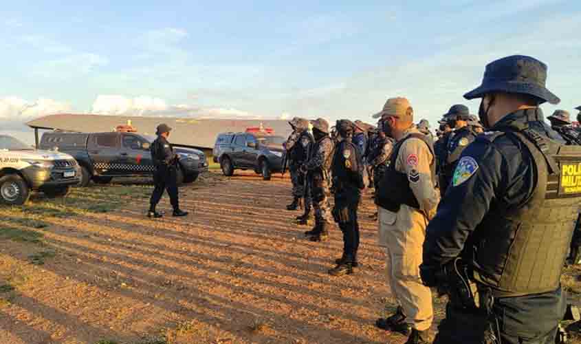 Polícia Militar garante segurança em operação que constatou desocupação de fazenda invadida