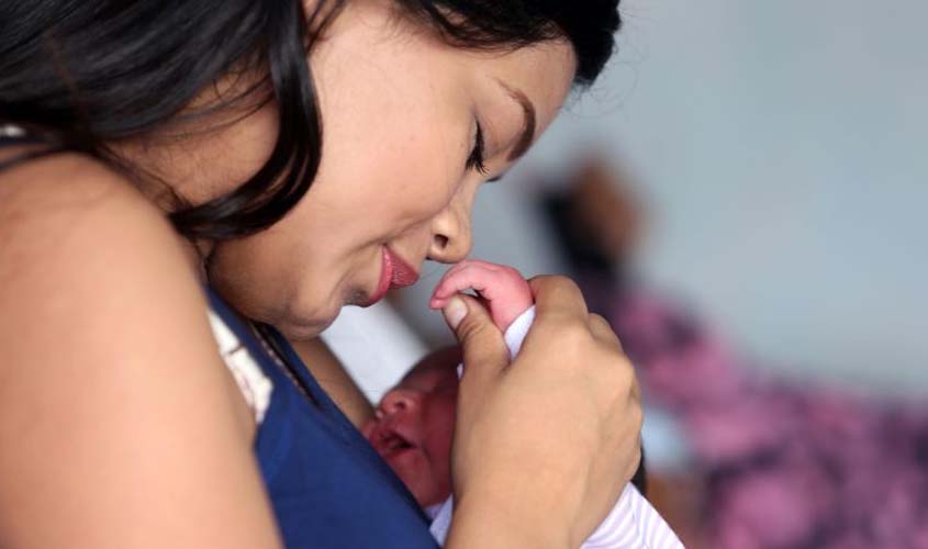 Nova lei agiliza pagamento do salário-maternidade