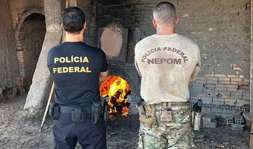 PF realiza incineração de 400kg de entorpecentes em Guajará-Mirim/RO
