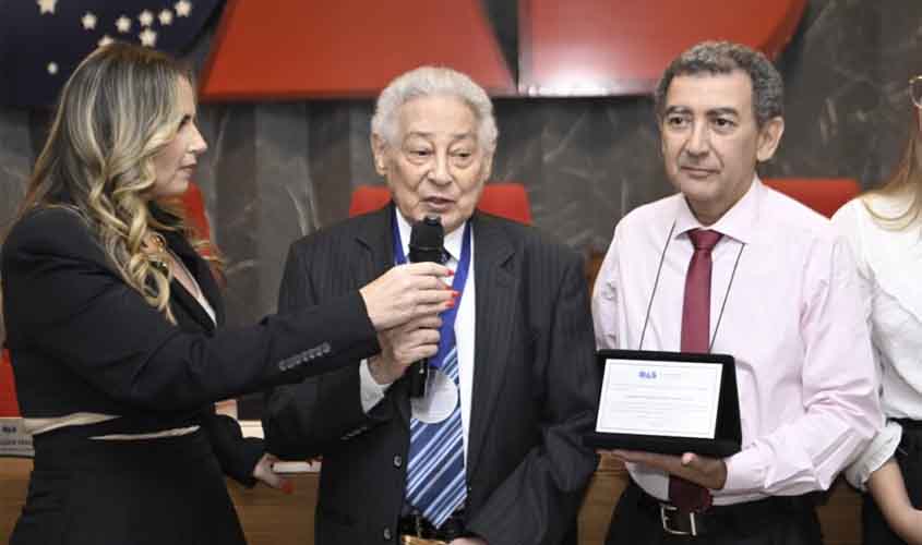 Jubilamento na OAB Rondônia: reconhecimento à trajetória do advogado Anísio Feliciano da Silva