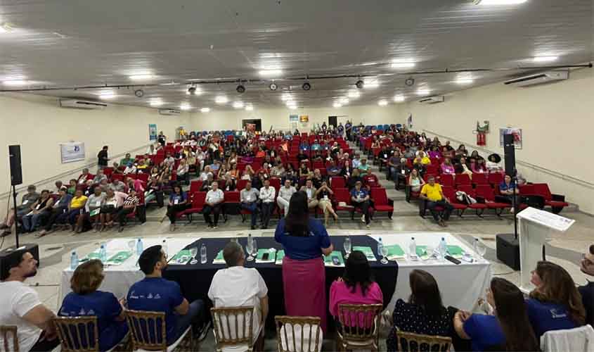 Conferência debate políticas públicas para a população idosa