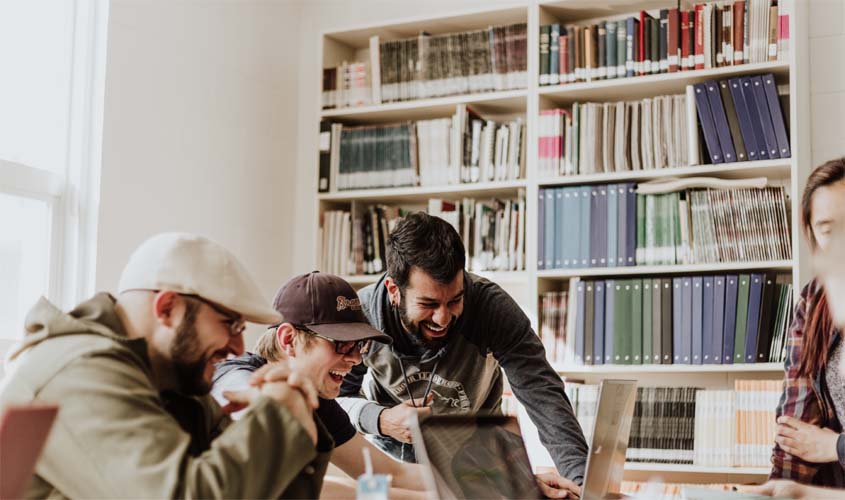 Site oferece bolsas de estudos em faculdades de Rondônia na campanha 