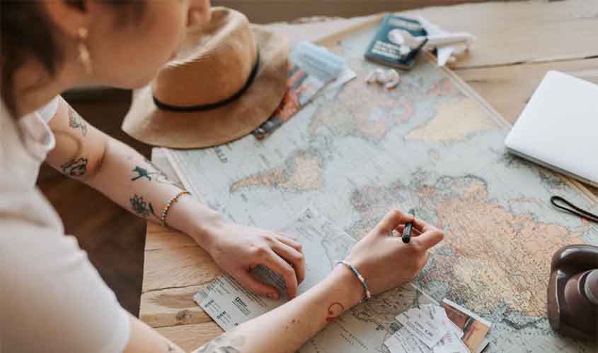 Roteiros multiculturais: como explorar diferentes países em uma só viagem sem perrengue