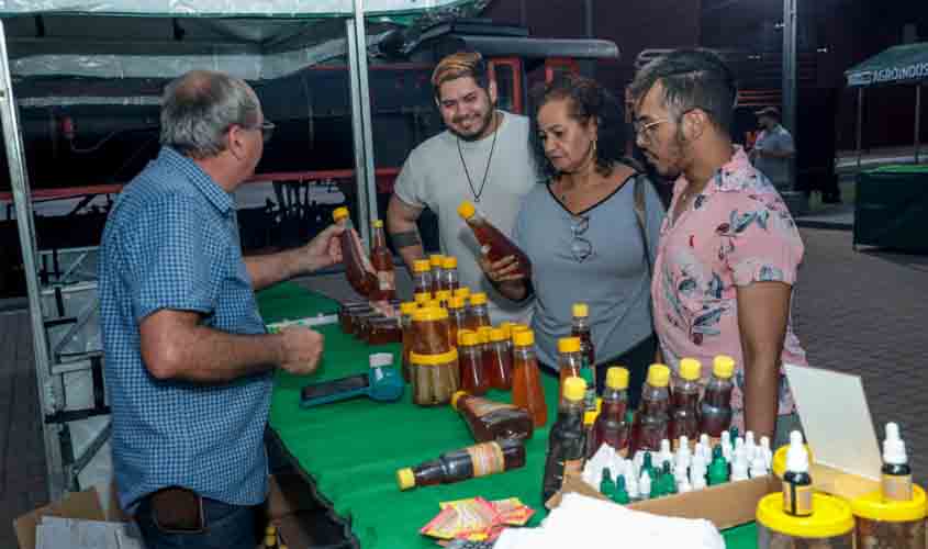 Feira da Agricultura Familiar no Complexo da Estrada de Ferro Madeira-Mamoré continua nesta sexta-feira, 27