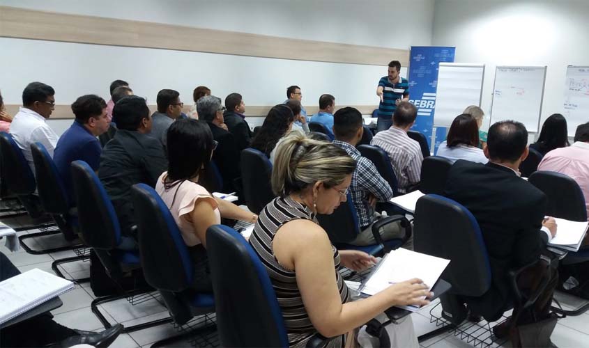 Iperon promove curso preparatório do CPA 20 para conselheiros em Porto Velho