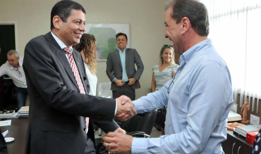 VISITA: Prefeito e presidente eleito da OAB Rondônia falam sobre possibilidades de parcerias