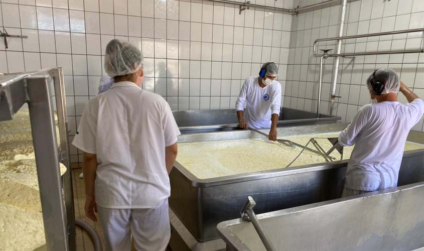 Auxiliar de Produção lidera vagas de emprego em RO