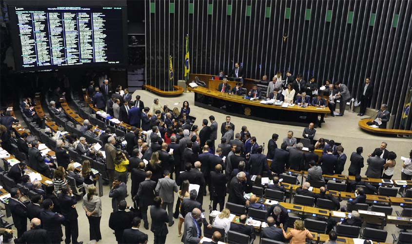 Câmara aprova MP que facilita renegociação de dívida dos estados com a União