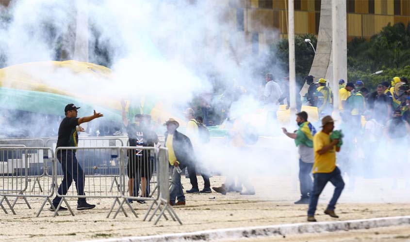 Militares envolvidos no 8/1 podem responder no STF e receber sanção militar