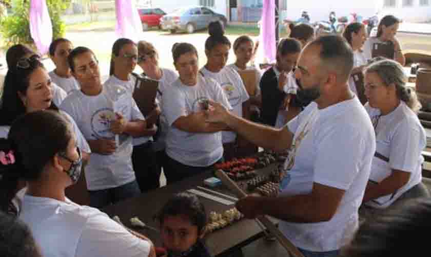 Saae realiza curso de treinamento básico para encanadoras em Vilhena