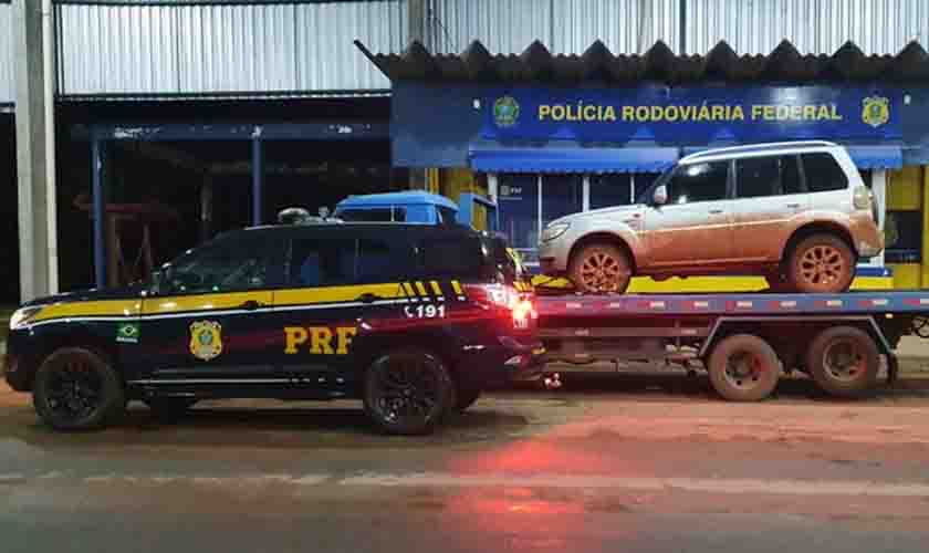 Em Rondônia, PRF recupera três carros e duas motos roubados