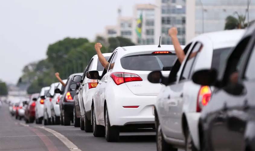Motoristas de aplicativos: sem acordo com governo sobre projeto de regulamentação, categoria mantém protestos