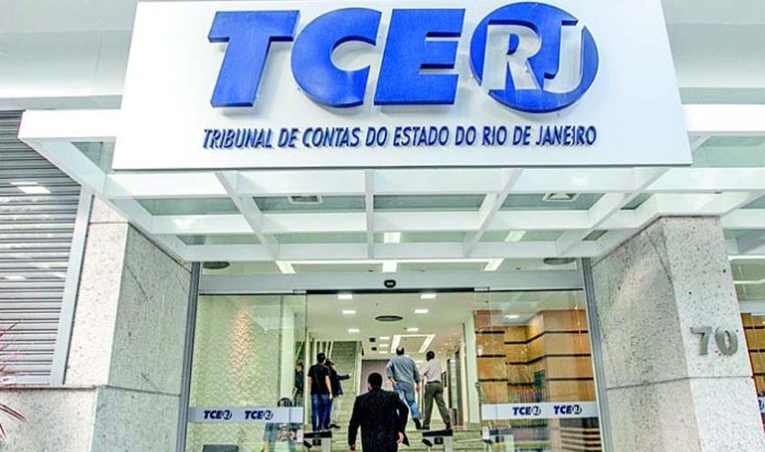 Juíza determina bloqueio de bens de conselheiros do TCE-RJ