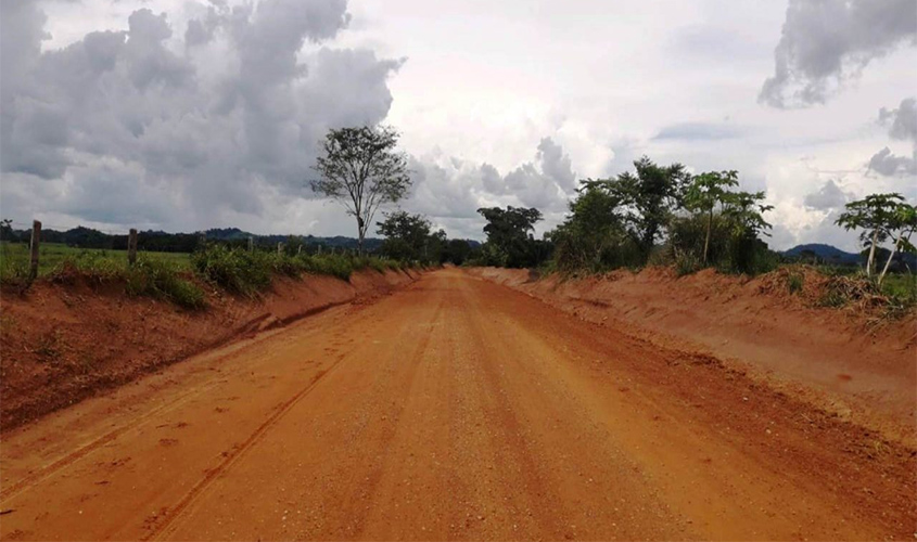 Recuperação de 15 quilômetros da RO-476 em Presidente Médici é concluída