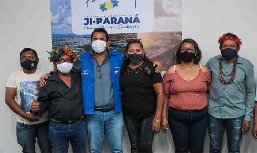 Isaú Fonseca recebe lideranças do Povo Arara