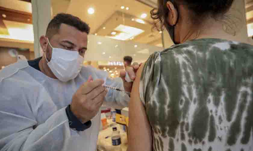 Vacinação contra a covid-19 no Porto Velho Shopping segue na segunda-feira (30)