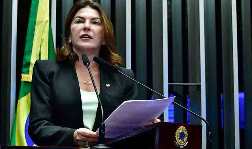 Rosana Martinelli defende porte de arma para mulheres sob medida protetiva  